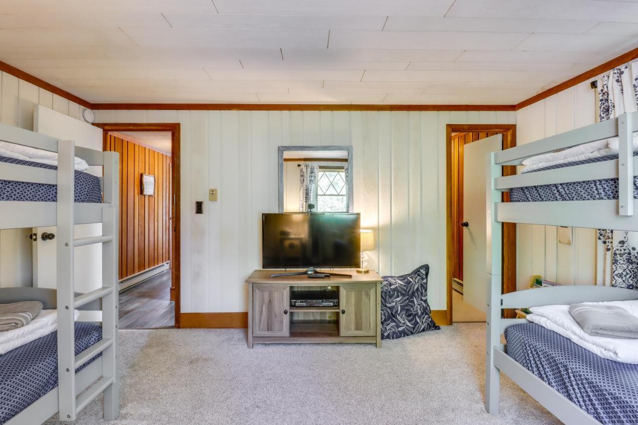 Lakefront Poconos Vacation Rental With Swim Dock! Long Pond المظهر الخارجي الصورة