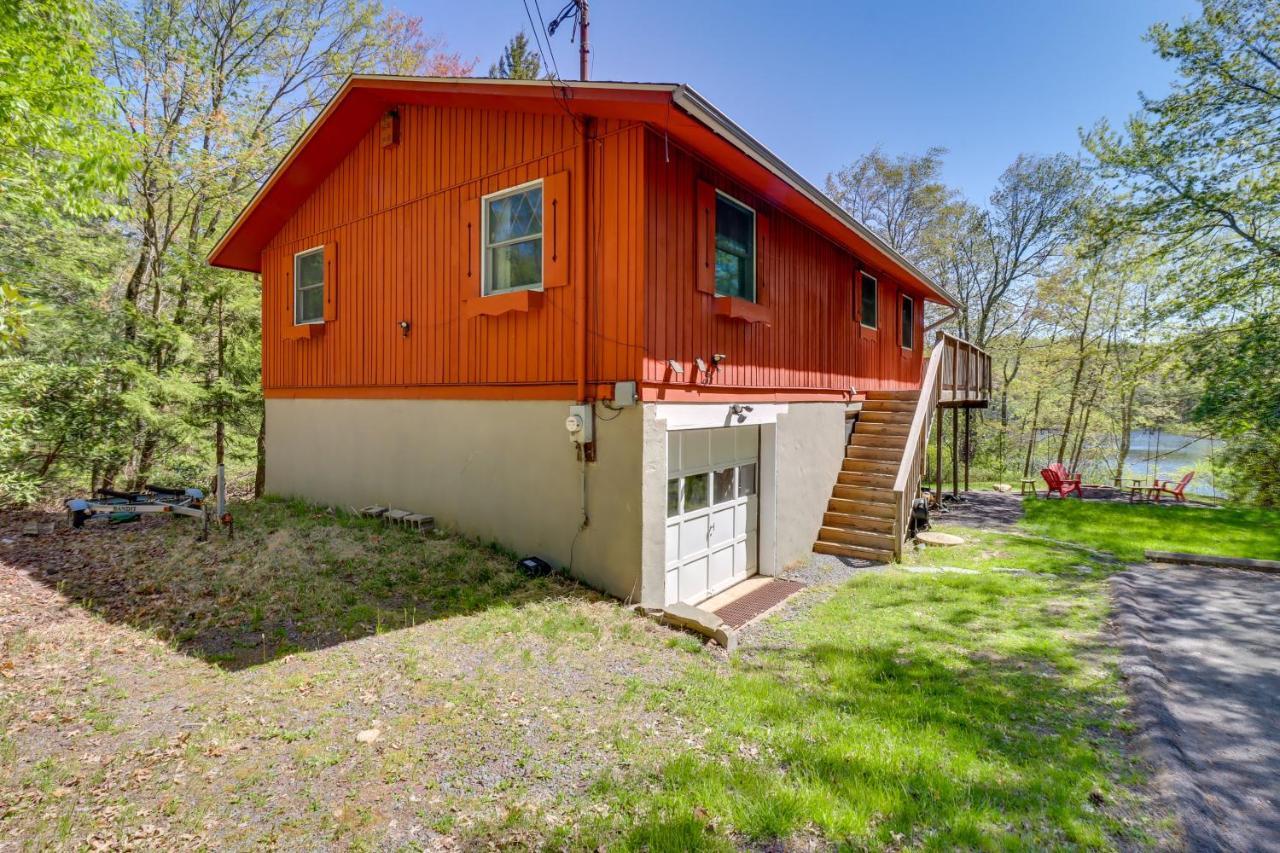 Lakefront Poconos Vacation Rental With Swim Dock! Long Pond المظهر الخارجي الصورة